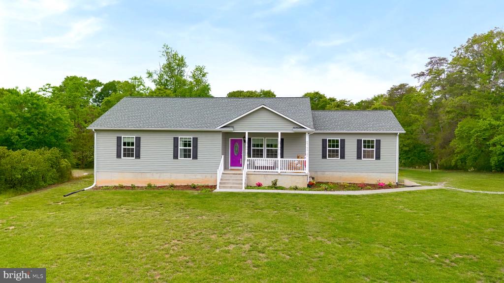 10694 WEAVERSVILLE RD, BEALETON, Virginia, 3 Bedrooms Bedrooms, ,2 BathroomsBathrooms,Residential,10694 WEAVERSVILLE RD,VAFQ2016636 MLS # VAFQ2016636