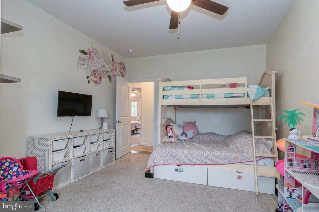 10694 WEAVERSVILLE RD, BEALETON, Virginia, 3 Bedrooms Bedrooms, ,2 BathroomsBathrooms,Residential,10694 WEAVERSVILLE RD,VAFQ2016636 MLS # VAFQ2016636