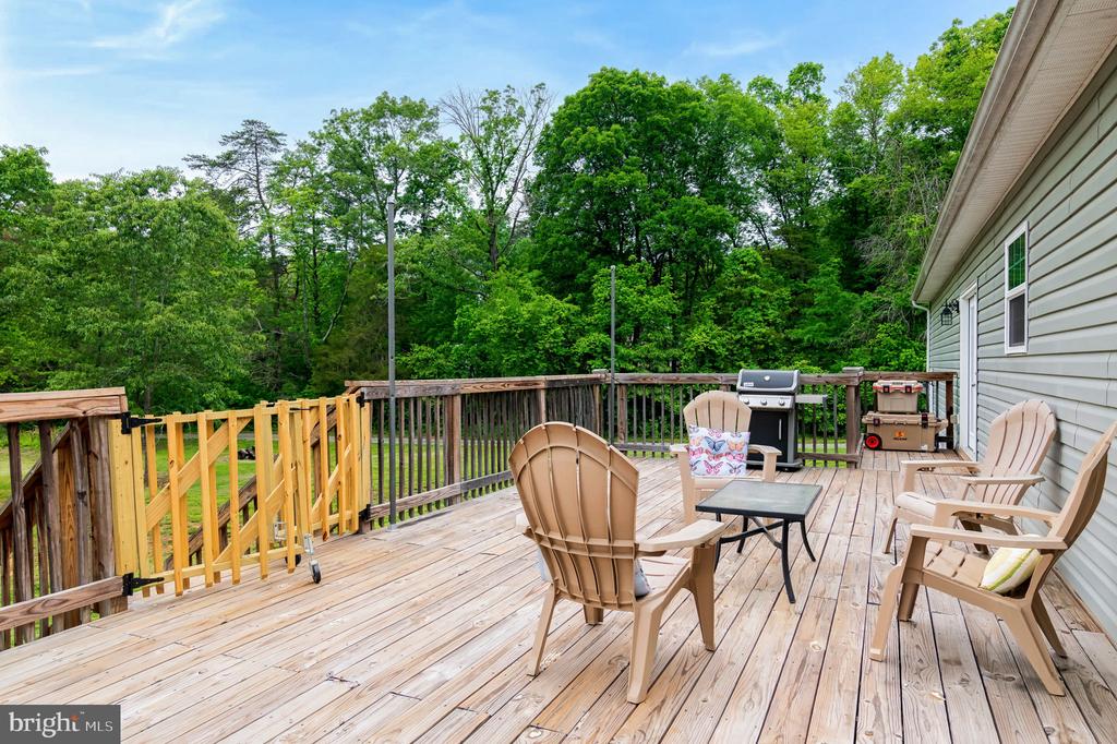 10694 WEAVERSVILLE RD, BEALETON, Virginia, 3 Bedrooms Bedrooms, ,2 BathroomsBathrooms,Residential,10694 WEAVERSVILLE RD,VAFQ2016636 MLS # VAFQ2016636