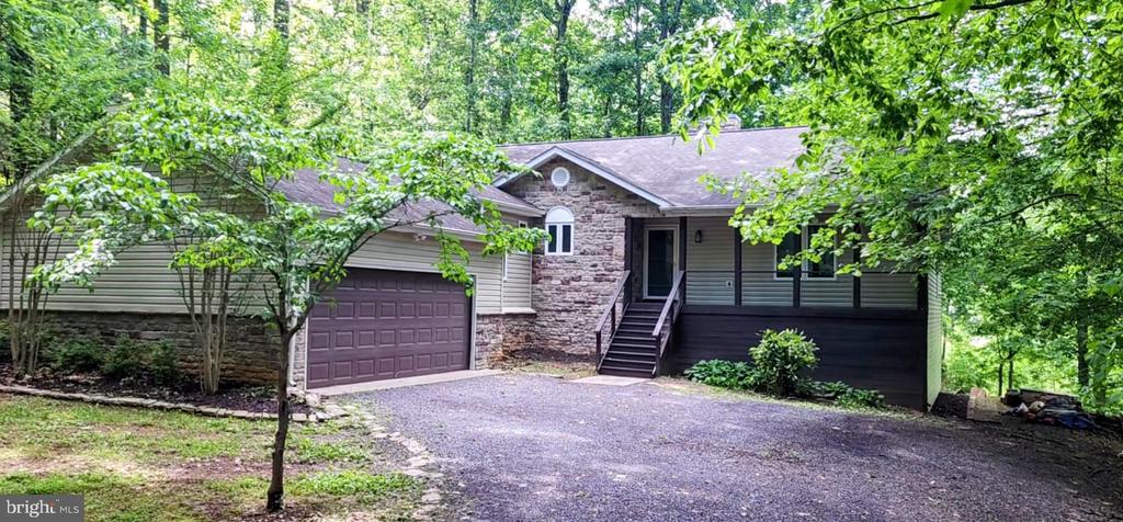 1111 EASTOVER PKWY, LOCUST GROVE, Virginia 22508, 5 Bedrooms Bedrooms, ,3 BathroomsBathrooms,Residential,1111 EASTOVER PKWY,VAOR2009692 MLS # VAOR2009692