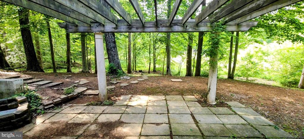1111 EASTOVER PKWY, LOCUST GROVE, Virginia 22508, 5 Bedrooms Bedrooms, ,3 BathroomsBathrooms,Residential,1111 EASTOVER PKWY,VAOR2009692 MLS # VAOR2009692