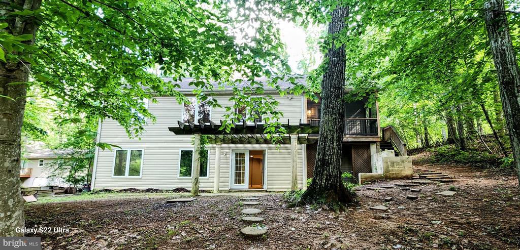 1111 EASTOVER PKWY, LOCUST GROVE, Virginia 22508, 5 Bedrooms Bedrooms, ,3 BathroomsBathrooms,Residential,1111 EASTOVER PKWY,VAOR2009692 MLS # VAOR2009692