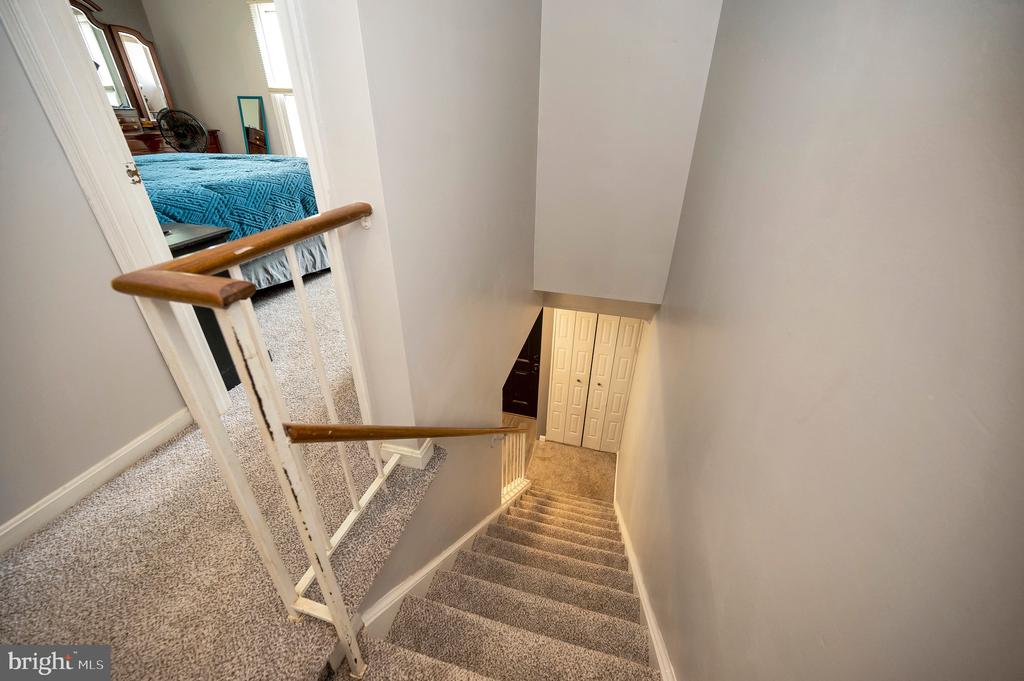 10714 GIDEON CT, FREDERICKSBURG, Virginia 22407, 3 Bedrooms Bedrooms, ,3 BathroomsBathrooms,Residential,BALLANTRAYE,10714 GIDEON CT,VASP2033066 MLS # VASP2033066