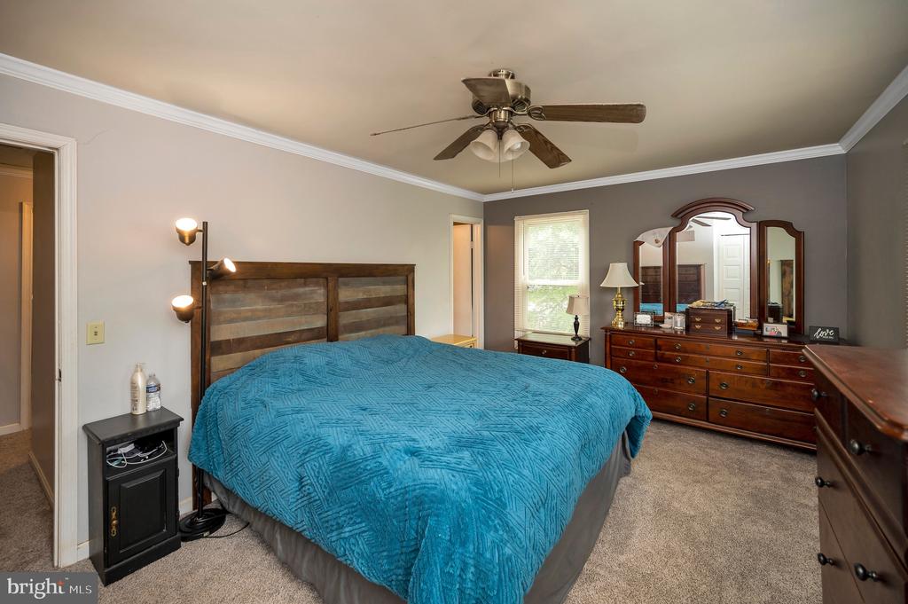 10714 GIDEON CT, FREDERICKSBURG, Virginia 22407, 3 Bedrooms Bedrooms, ,3 BathroomsBathrooms,Residential,BALLANTRAYE,10714 GIDEON CT,VASP2033066 MLS # VASP2033066