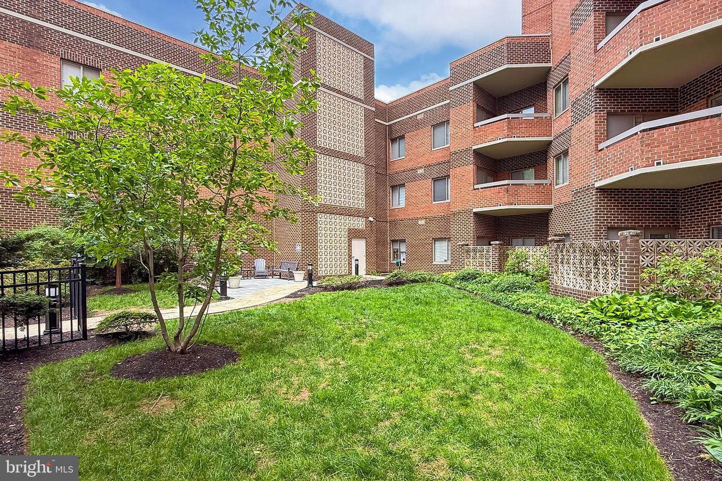 1050 N STUART ST #617, ARLINGTON, Virginia 22201, 1 Bedroom Bedrooms, ,1 BathroomBathrooms,Residential,For sale,1050 N STUART ST #617,VAAR2057056 MLS # VAAR2057056