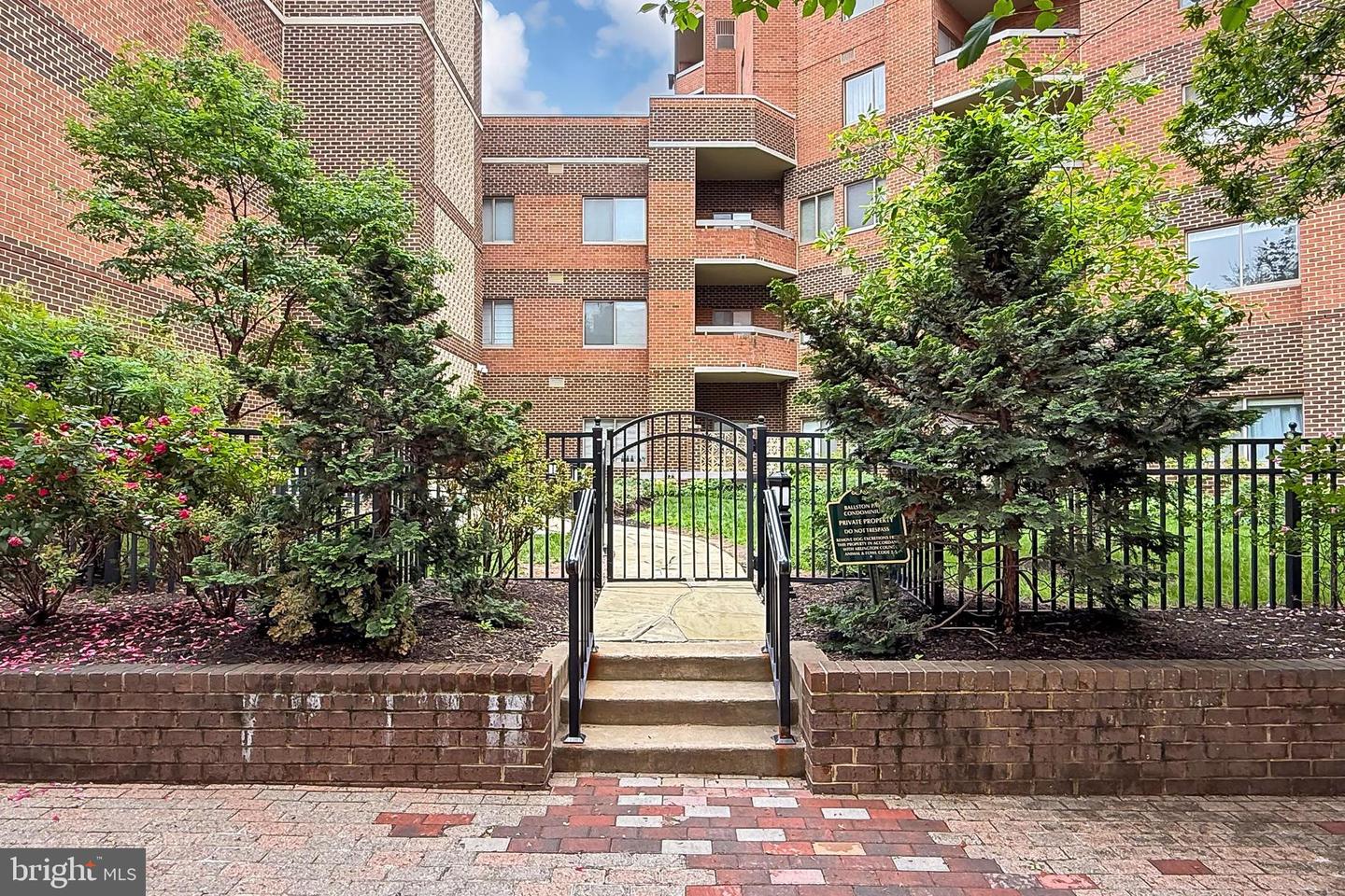 1050 N STUART ST #617, ARLINGTON, Virginia 22201, 1 Bedroom Bedrooms, ,1 BathroomBathrooms,Residential,For sale,1050 N STUART ST #617,VAAR2057056 MLS # VAAR2057056