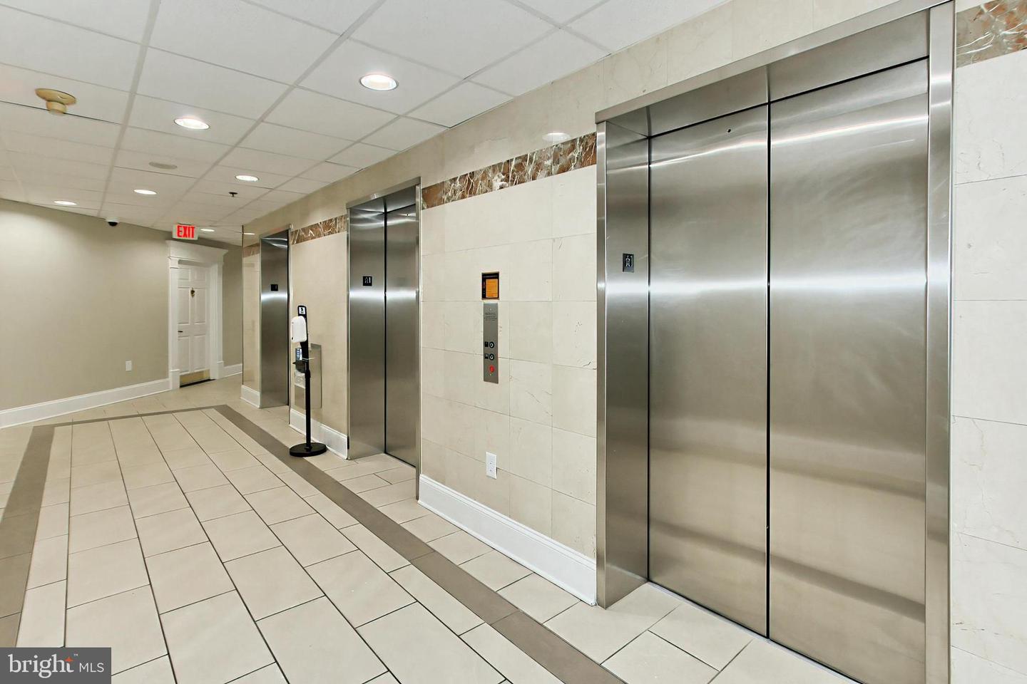 1050 N STUART ST #617, ARLINGTON, Virginia 22201, 1 Bedroom Bedrooms, ,1 BathroomBathrooms,Residential,For sale,1050 N STUART ST #617,VAAR2057056 MLS # VAAR2057056