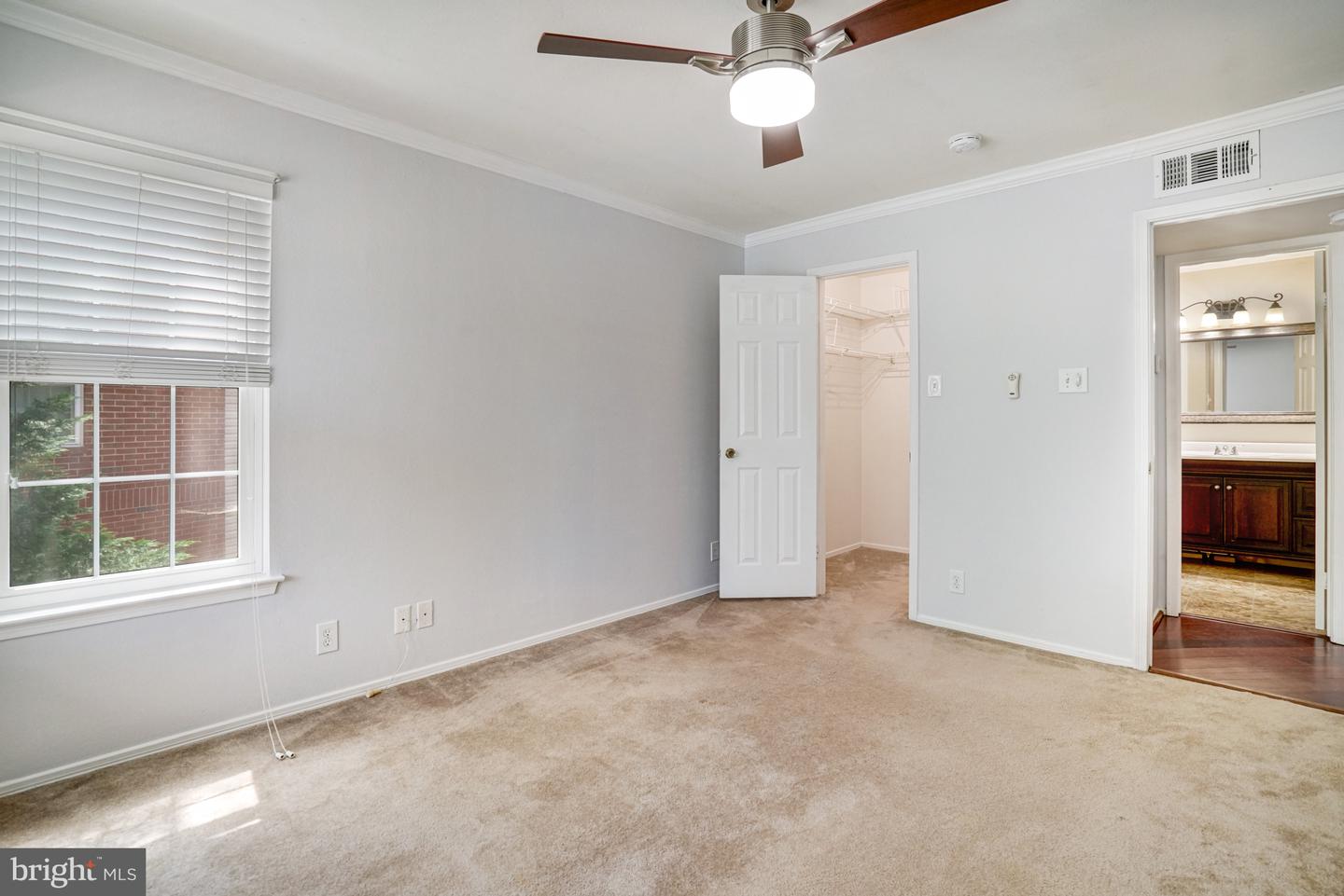 3303 WYNDHAM CIR #348, ALEXANDRIA, Virginia 22302, 2 Bedrooms Bedrooms, ,2 BathroomsBathrooms,Residential,For sale,3303 WYNDHAM CIR #348,VAAX2044998 MLS # VAAX2044998