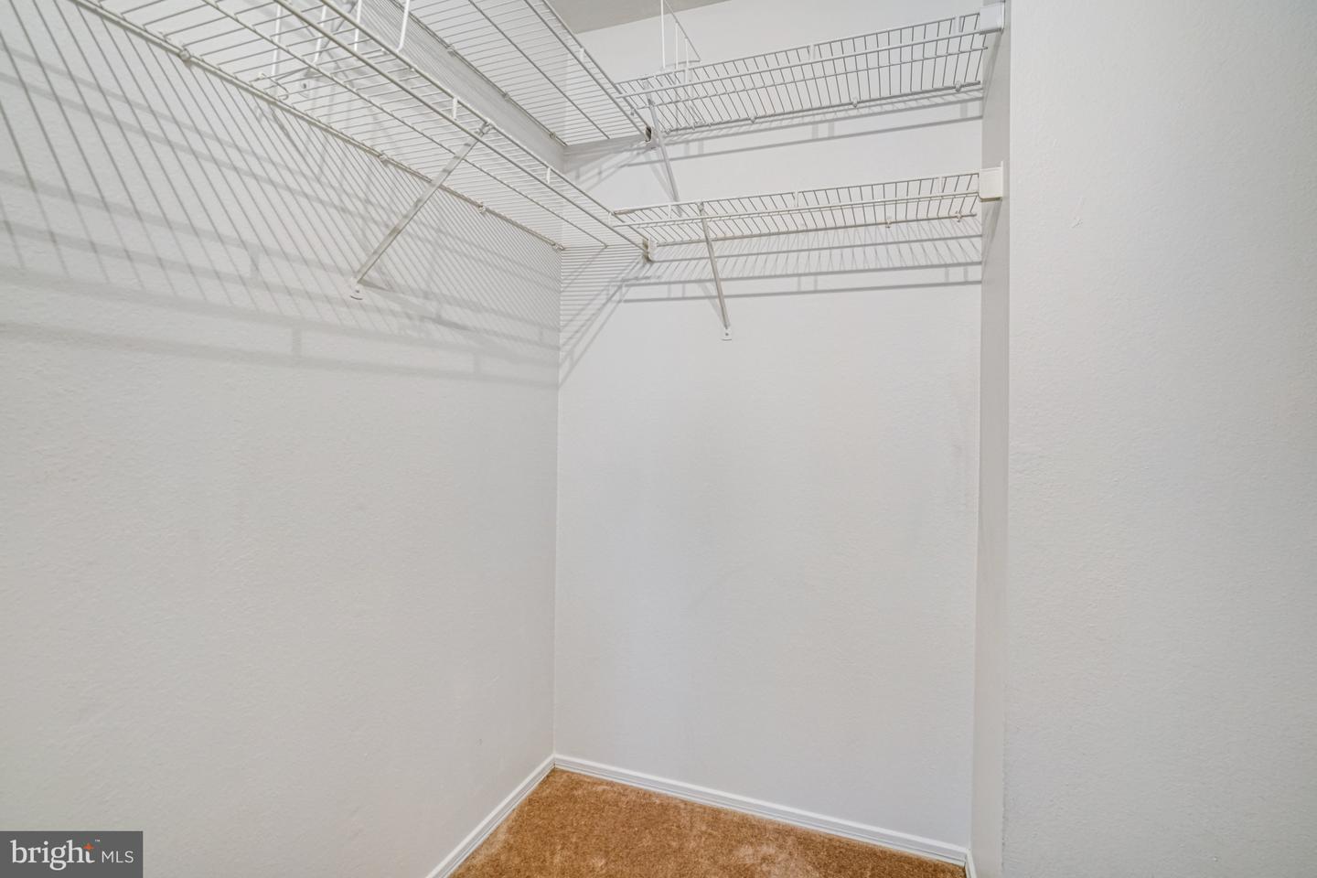 3303 WYNDHAM CIR #348, ALEXANDRIA, Virginia 22302, 2 Bedrooms Bedrooms, ,2 BathroomsBathrooms,Residential,For sale,3303 WYNDHAM CIR #348,VAAX2044998 MLS # VAAX2044998