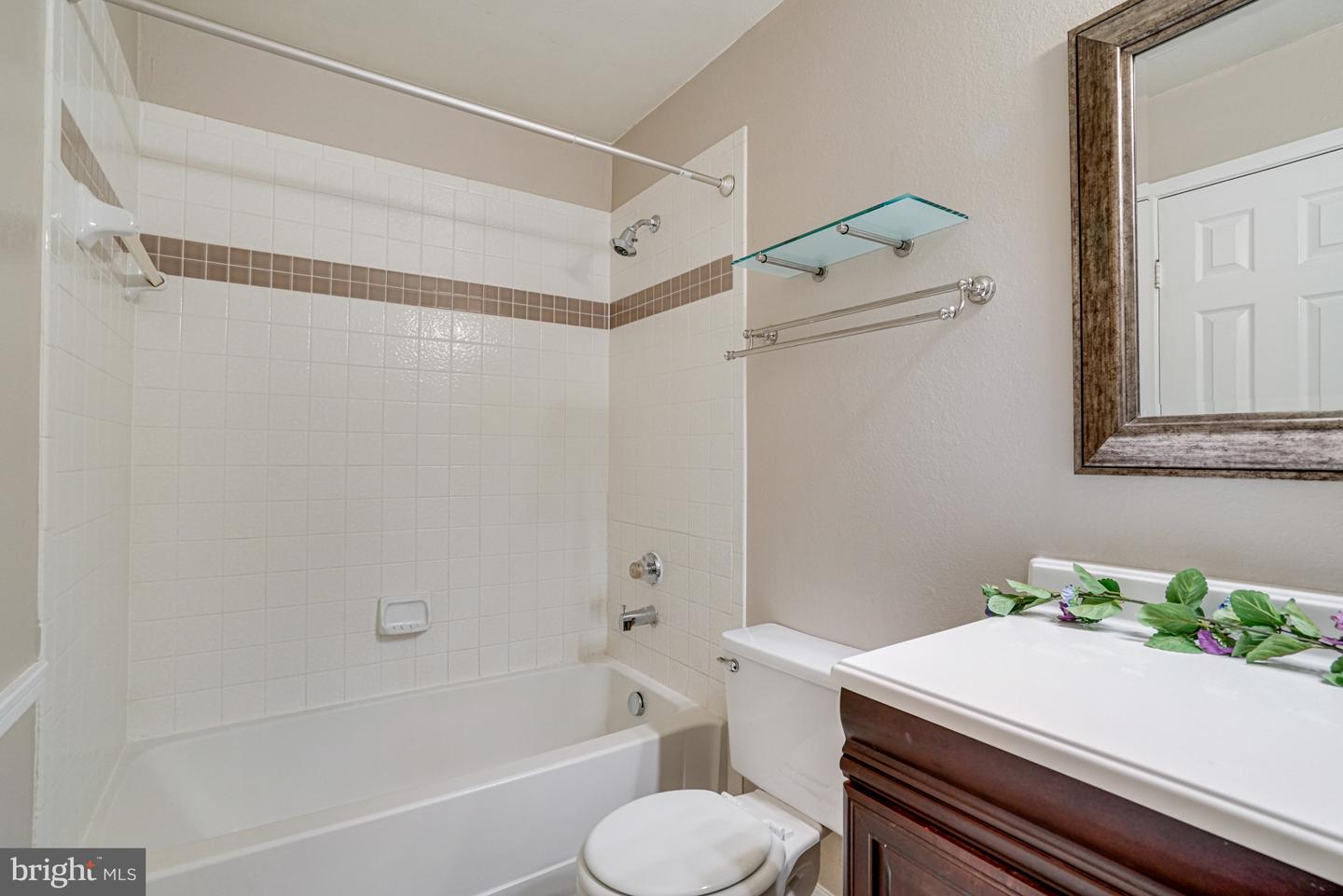 3303 WYNDHAM CIR #348, ALEXANDRIA, Virginia 22302, 2 Bedrooms Bedrooms, ,2 BathroomsBathrooms,Residential,For sale,3303 WYNDHAM CIR #348,VAAX2044998 MLS # VAAX2044998
