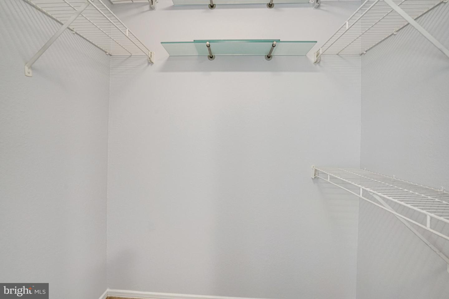 3303 WYNDHAM CIR #348, ALEXANDRIA, Virginia 22302, 2 Bedrooms Bedrooms, ,2 BathroomsBathrooms,Residential,For sale,3303 WYNDHAM CIR #348,VAAX2044998 MLS # VAAX2044998