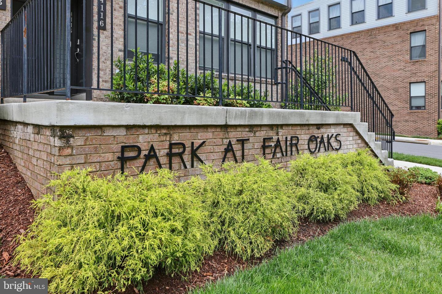 4140 LEGATO RD #47, FAIRFAX, Virginia 22033, 2 Bedrooms Bedrooms, ,2 BathroomsBathrooms,Residential,For sale,4140 LEGATO RD #47,VAFX2238840 MLS # VAFX2238840