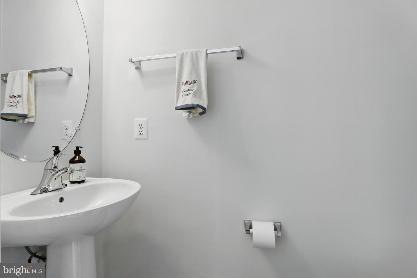 4140 LEGATO RD #47, FAIRFAX, Virginia 22033, 2 Bedrooms Bedrooms, ,2 BathroomsBathrooms,Residential,For sale,4140 LEGATO RD #47,VAFX2238840 MLS # VAFX2238840