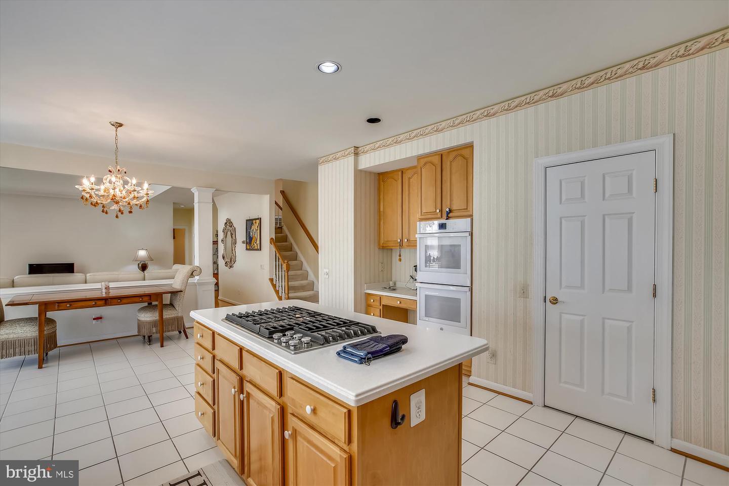 9617 SAVANNAH CROSSING CT, VIENNA, Virginia 22182, 5 Bedrooms Bedrooms, ,4 BathroomsBathrooms,Residential,For sale,9617 SAVANNAH CROSSING CT,VAFX2238844 MLS # VAFX2238844
