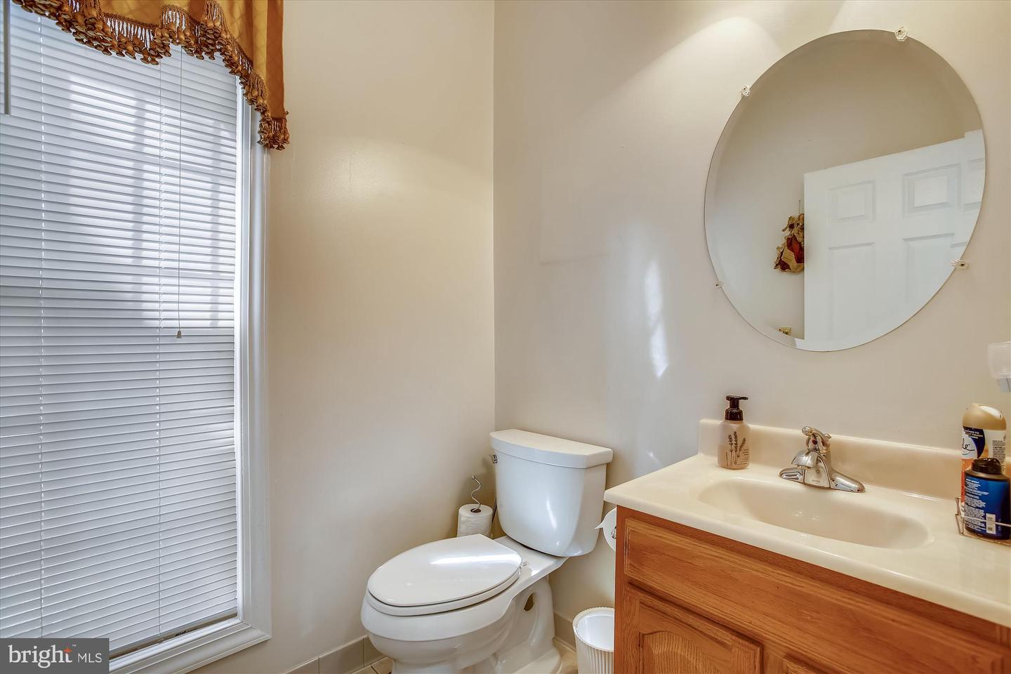 9617 SAVANNAH CROSSING CT, VIENNA, Virginia 22182, 5 Bedrooms Bedrooms, ,4 BathroomsBathrooms,Residential,For sale,9617 SAVANNAH CROSSING CT,VAFX2238844 MLS # VAFX2238844