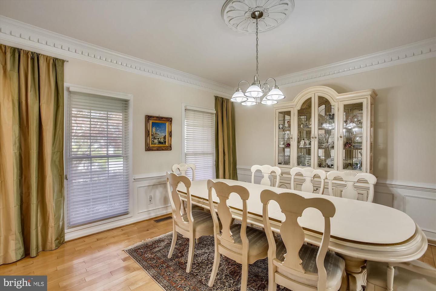 9617 SAVANNAH CROSSING CT, VIENNA, Virginia 22182, 5 Bedrooms Bedrooms, ,4 BathroomsBathrooms,Residential,For sale,9617 SAVANNAH CROSSING CT,VAFX2238844 MLS # VAFX2238844