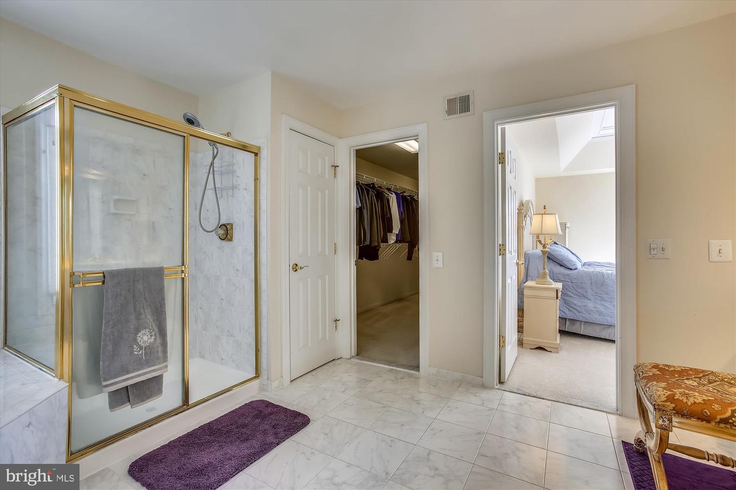 9617 SAVANNAH CROSSING CT, VIENNA, Virginia 22182, 5 Bedrooms Bedrooms, ,4 BathroomsBathrooms,Residential,For sale,9617 SAVANNAH CROSSING CT,VAFX2238844 MLS # VAFX2238844