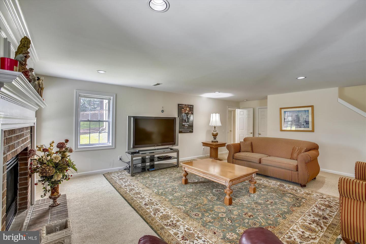 9617 SAVANNAH CROSSING CT, VIENNA, Virginia 22182, 5 Bedrooms Bedrooms, ,4 BathroomsBathrooms,Residential,For sale,9617 SAVANNAH CROSSING CT,VAFX2238844 MLS # VAFX2238844