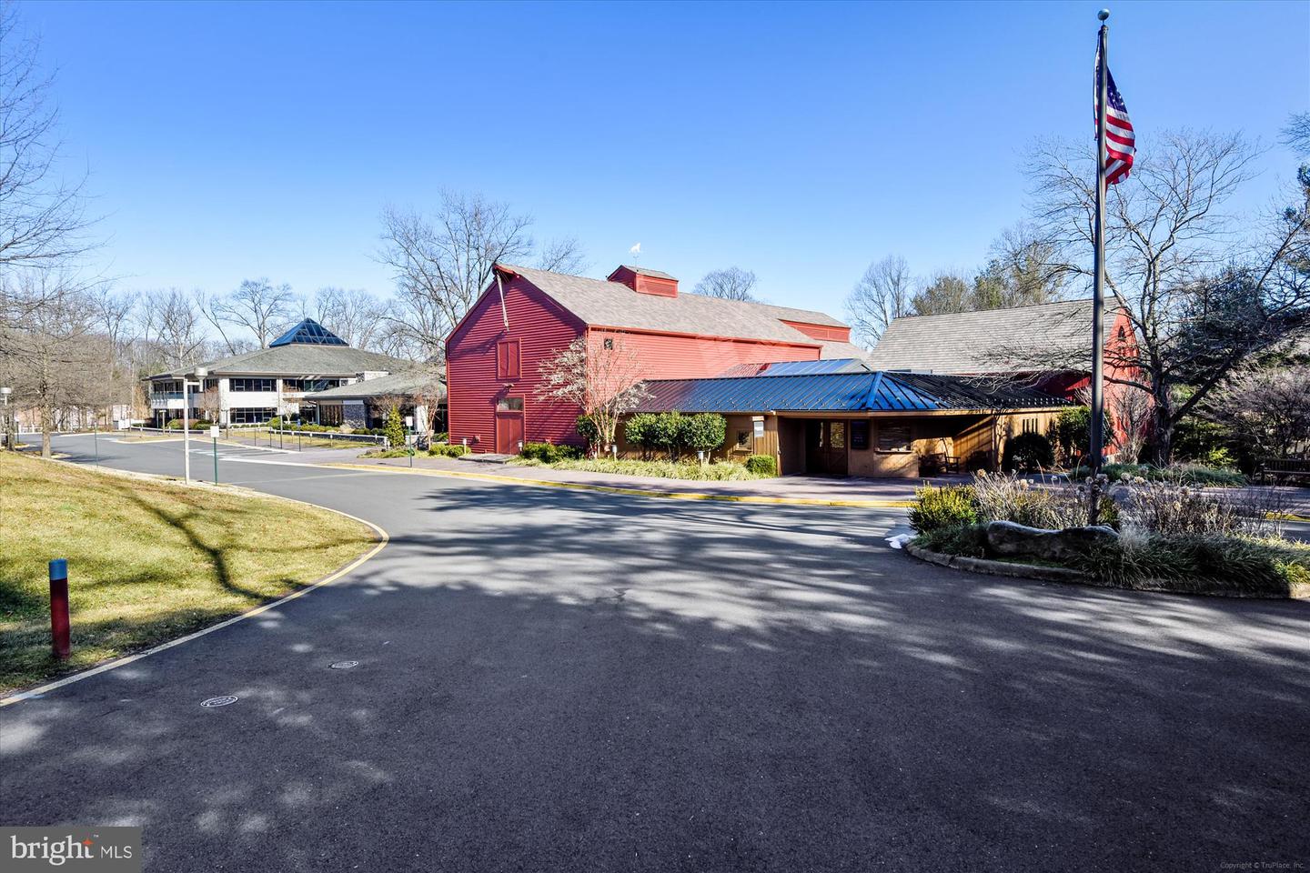 9617 SAVANNAH CROSSING CT, VIENNA, Virginia 22182, 5 Bedrooms Bedrooms, ,4 BathroomsBathrooms,Residential,For sale,9617 SAVANNAH CROSSING CT,VAFX2238844 MLS # VAFX2238844