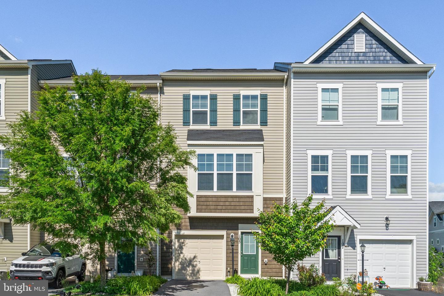 105 POINSETTIA WAY, STEPHENSON, Virginia 22656, 3 Bedrooms Bedrooms, ,2 BathroomsBathrooms,Residential,For sale,105 POINSETTIA WAY,VAFV2033946 MLS # VAFV2033946