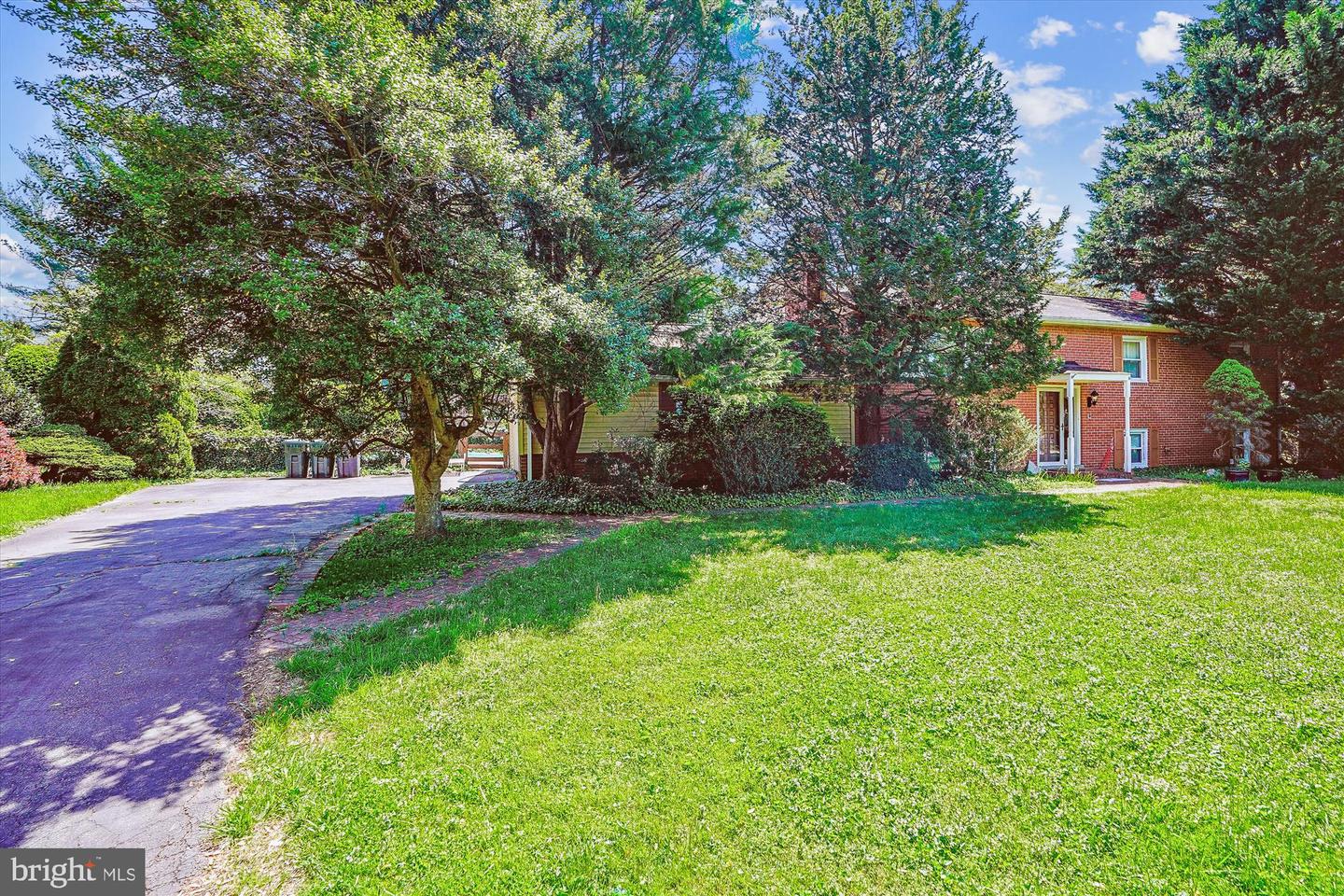 1805 MCGUIRE CT, VIENNA, Virginia 22182, ,Land,For sale,1805 MCGUIRE CT,VAFX2241776 MLS # VAFX2241776