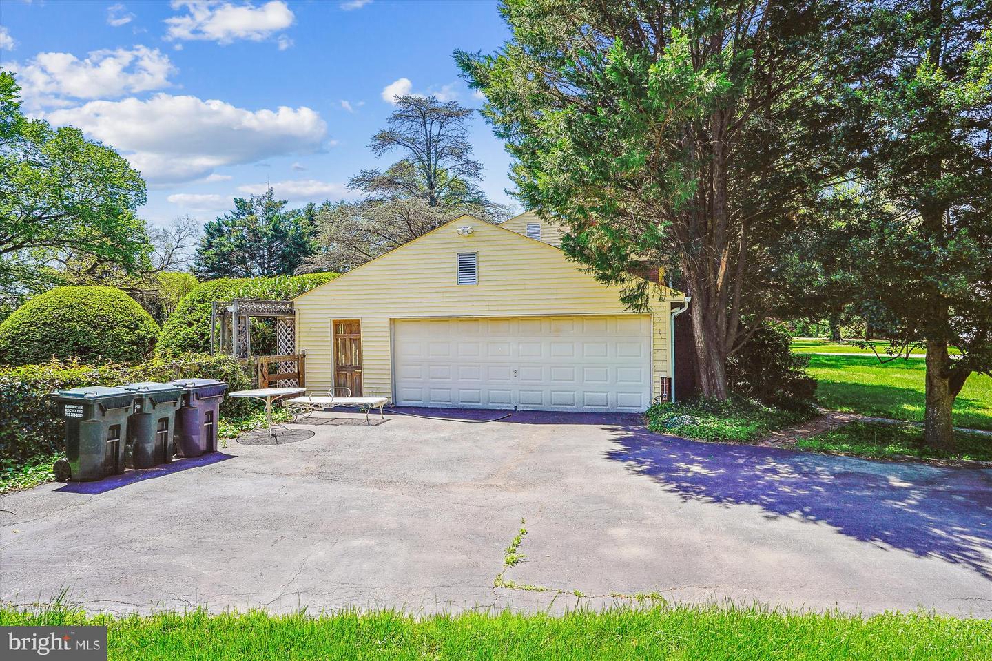 1805 MCGUIRE CT, VIENNA, Virginia 22182, ,Land,For sale,1805 MCGUIRE CT,VAFX2241776 MLS # VAFX2241776