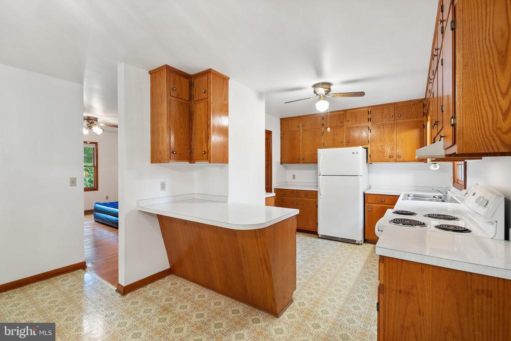 247 ROCKY HILL LN, REVA, Virginia 22735, 3 Bedrooms Bedrooms, ,2 BathroomsBathrooms,Residential,247 ROCKY HILL LN,VAMA2002212 MLS # VAMA2002212