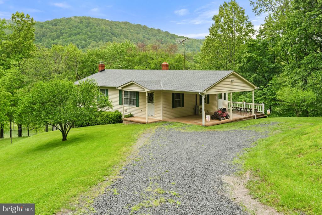 247 ROCKY HILL LN, REVA, Virginia 22735, 3 Bedrooms Bedrooms, ,2 BathroomsBathrooms,Residential,247 ROCKY HILL LN,VAMA2002212 MLS # VAMA2002212