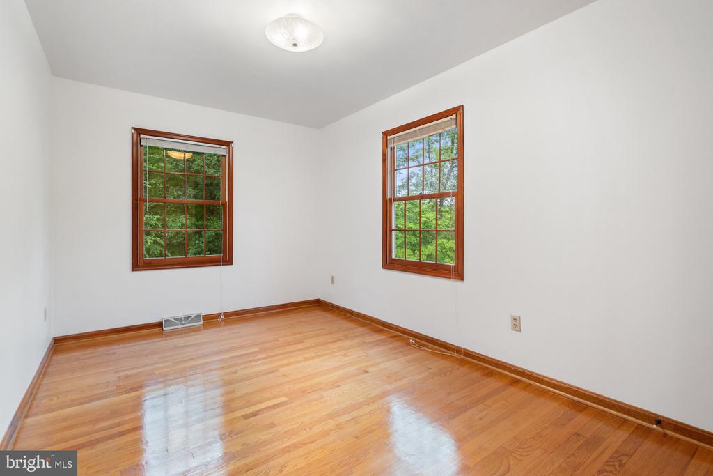 247 ROCKY HILL LN, REVA, Virginia 22735, 3 Bedrooms Bedrooms, ,2 BathroomsBathrooms,Residential,247 ROCKY HILL LN,VAMA2002212 MLS # VAMA2002212