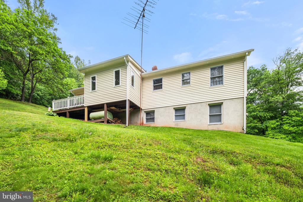 247 ROCKY HILL LN, REVA, Virginia 22735, 3 Bedrooms Bedrooms, ,2 BathroomsBathrooms,Residential,247 ROCKY HILL LN,VAMA2002212 MLS # VAMA2002212