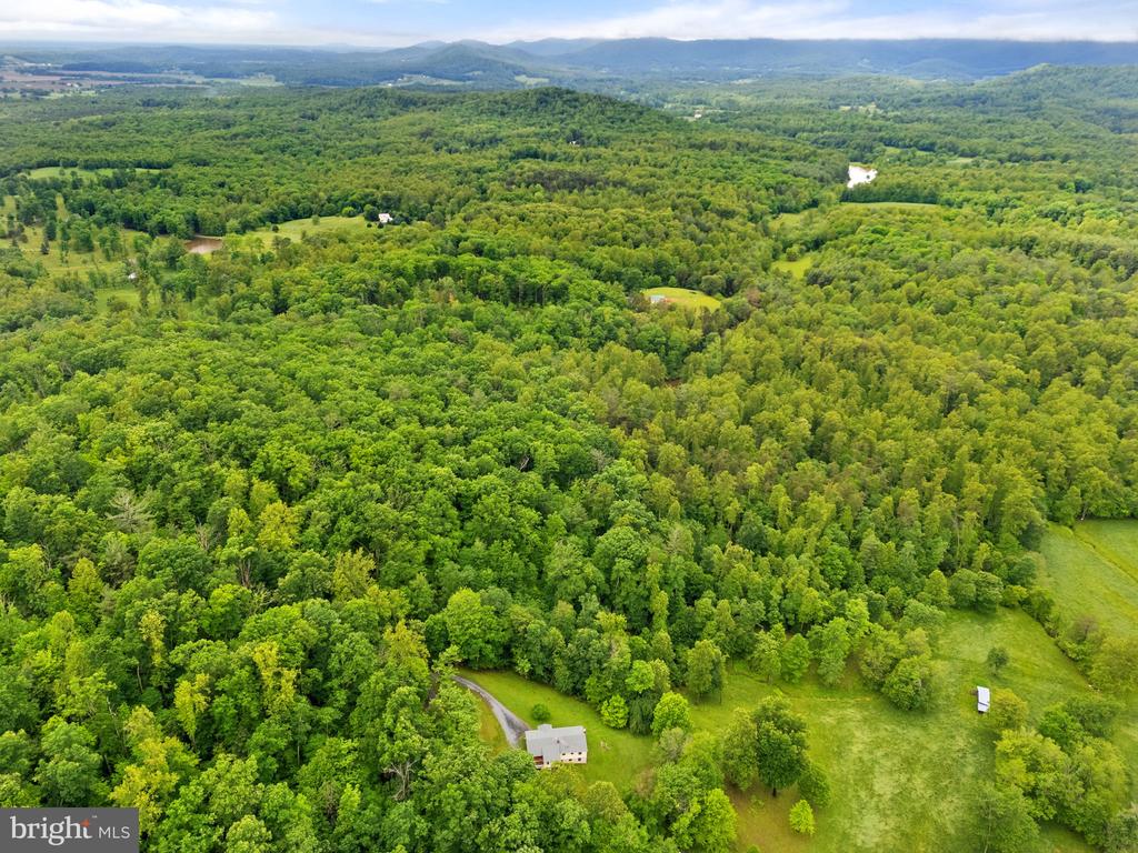 247 ROCKY HILL LN, REVA, Virginia 22735, 3 Bedrooms Bedrooms, ,2 BathroomsBathrooms,Residential,247 ROCKY HILL LN,VAMA2002212 MLS # VAMA2002212