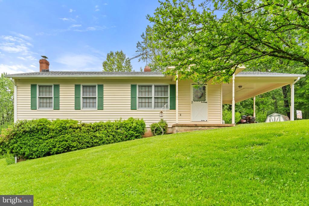 247 ROCKY HILL LN, REVA, Virginia 22735, 3 Bedrooms Bedrooms, ,2 BathroomsBathrooms,Residential,247 ROCKY HILL LN,VAMA2002212 MLS # VAMA2002212