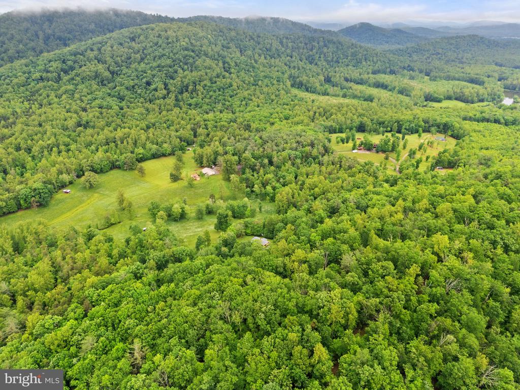 247 ROCKY HILL LN, REVA, Virginia 22735, 3 Bedrooms Bedrooms, ,2 BathroomsBathrooms,Residential,247 ROCKY HILL LN,VAMA2002212 MLS # VAMA2002212