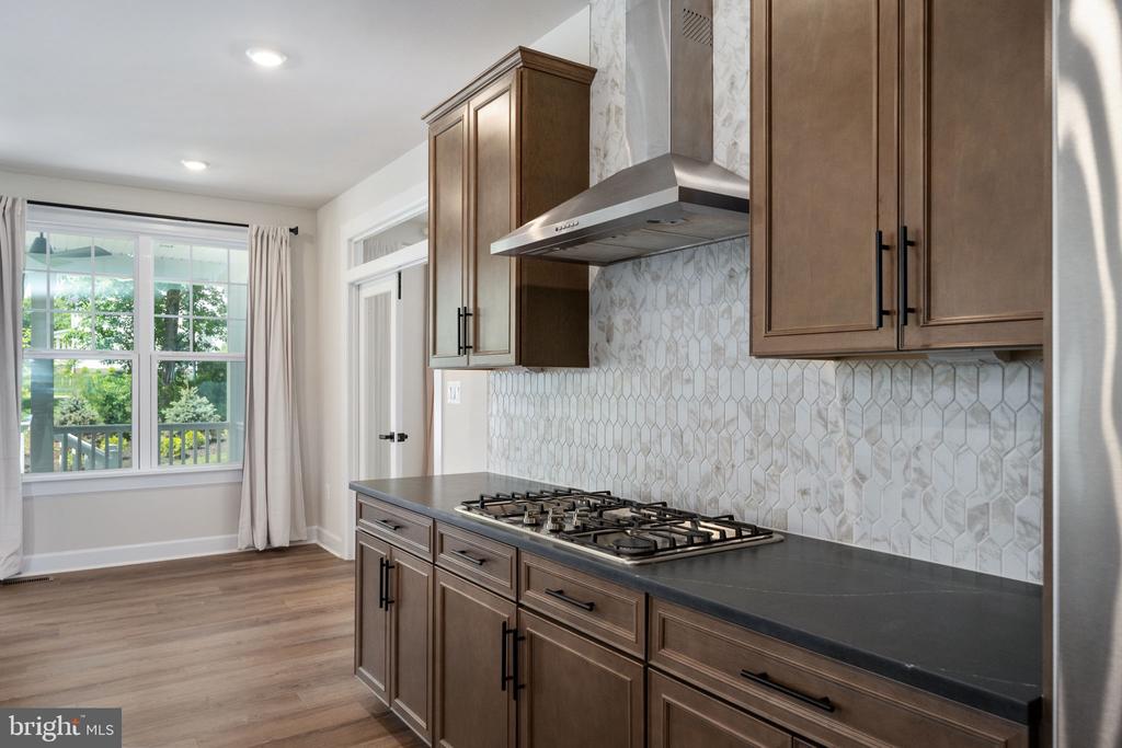 11207 REDLANDS TRL, SPOTSYLVANIA, Virginia 22551, 5 Bedrooms Bedrooms, ,4 BathroomsBathrooms,Residential,11207 REDLANDS TRL,VASP2033112 MLS # VASP2033112
