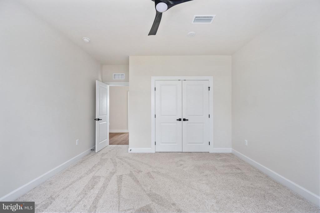 11207 REDLANDS TRL, SPOTSYLVANIA, Virginia 22551, 5 Bedrooms Bedrooms, ,4 BathroomsBathrooms,Residential,11207 REDLANDS TRL,VASP2033112 MLS # VASP2033112