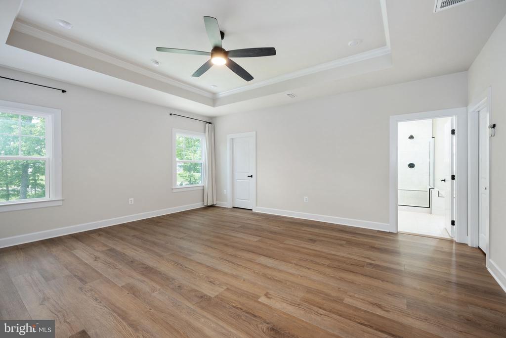 11207 REDLANDS TRL, SPOTSYLVANIA, Virginia 22551, 5 Bedrooms Bedrooms, ,4 BathroomsBathrooms,Residential,11207 REDLANDS TRL,VASP2033112 MLS # VASP2033112