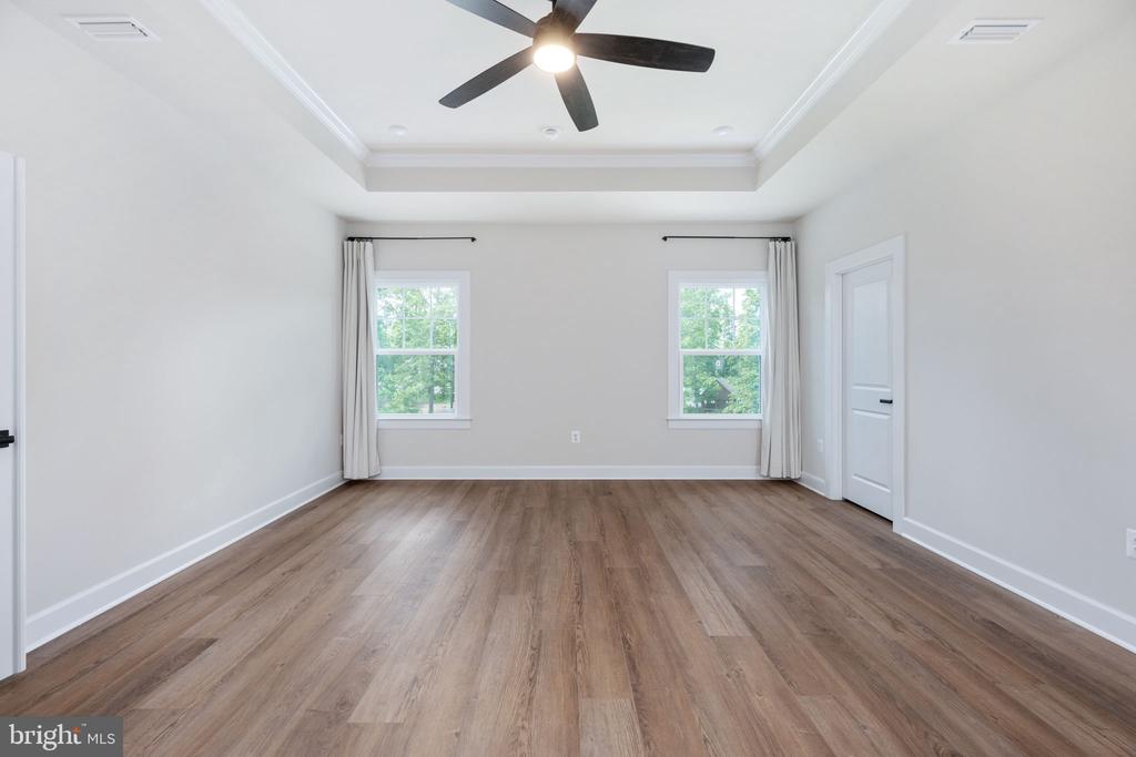 11207 REDLANDS TRL, SPOTSYLVANIA, Virginia 22551, 5 Bedrooms Bedrooms, ,4 BathroomsBathrooms,Residential,11207 REDLANDS TRL,VASP2033112 MLS # VASP2033112