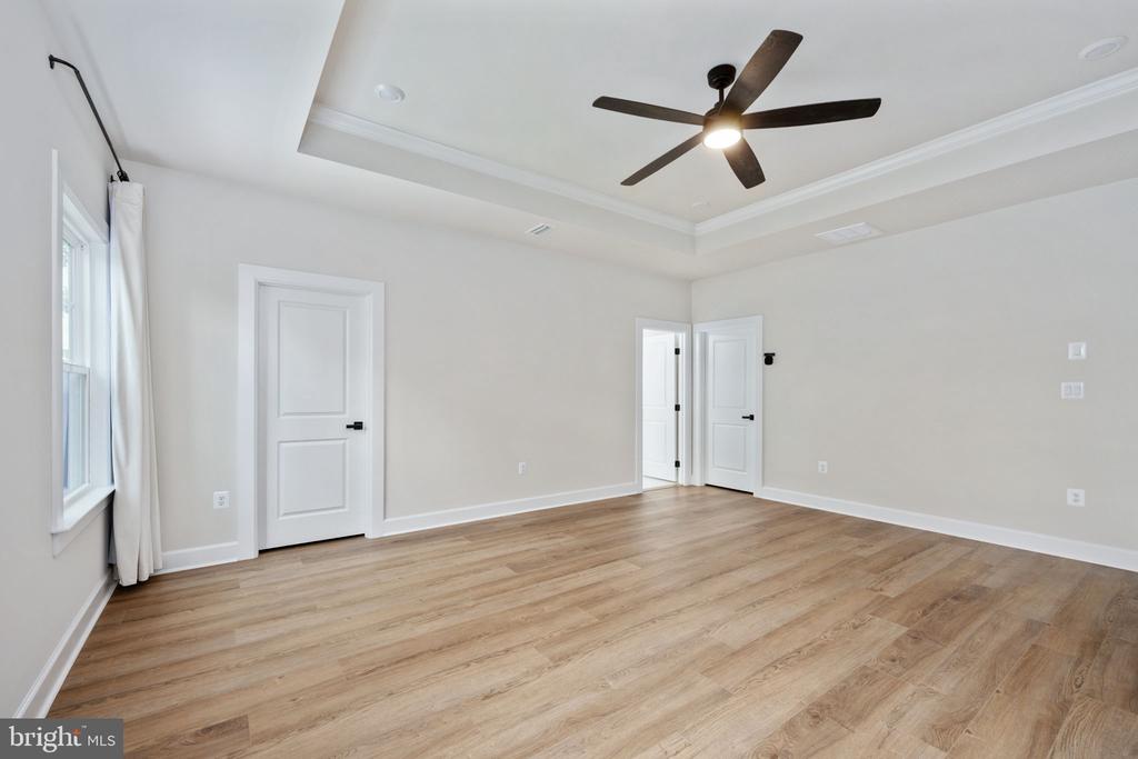 11207 REDLANDS TRL, SPOTSYLVANIA, Virginia 22551, 5 Bedrooms Bedrooms, ,4 BathroomsBathrooms,Residential,11207 REDLANDS TRL,VASP2033112 MLS # VASP2033112