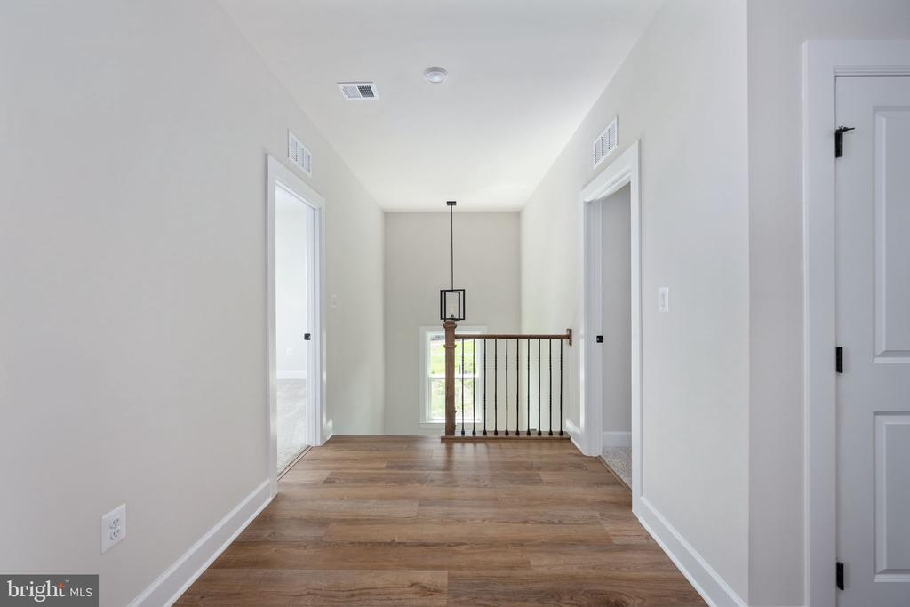 11207 REDLANDS TRL, SPOTSYLVANIA, Virginia 22551, 5 Bedrooms Bedrooms, ,4 BathroomsBathrooms,Residential,11207 REDLANDS TRL,VASP2033112 MLS # VASP2033112