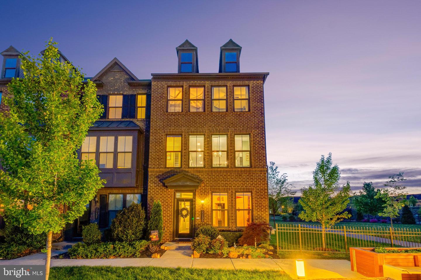 22430 MORNING SHADE TER, ASHBURN, Virginia 20148, 4 Bedrooms Bedrooms, ,3 BathroomsBathrooms,Residential,For sale,22430 MORNING SHADE TER,VALO2095654 MLS # VALO2095654