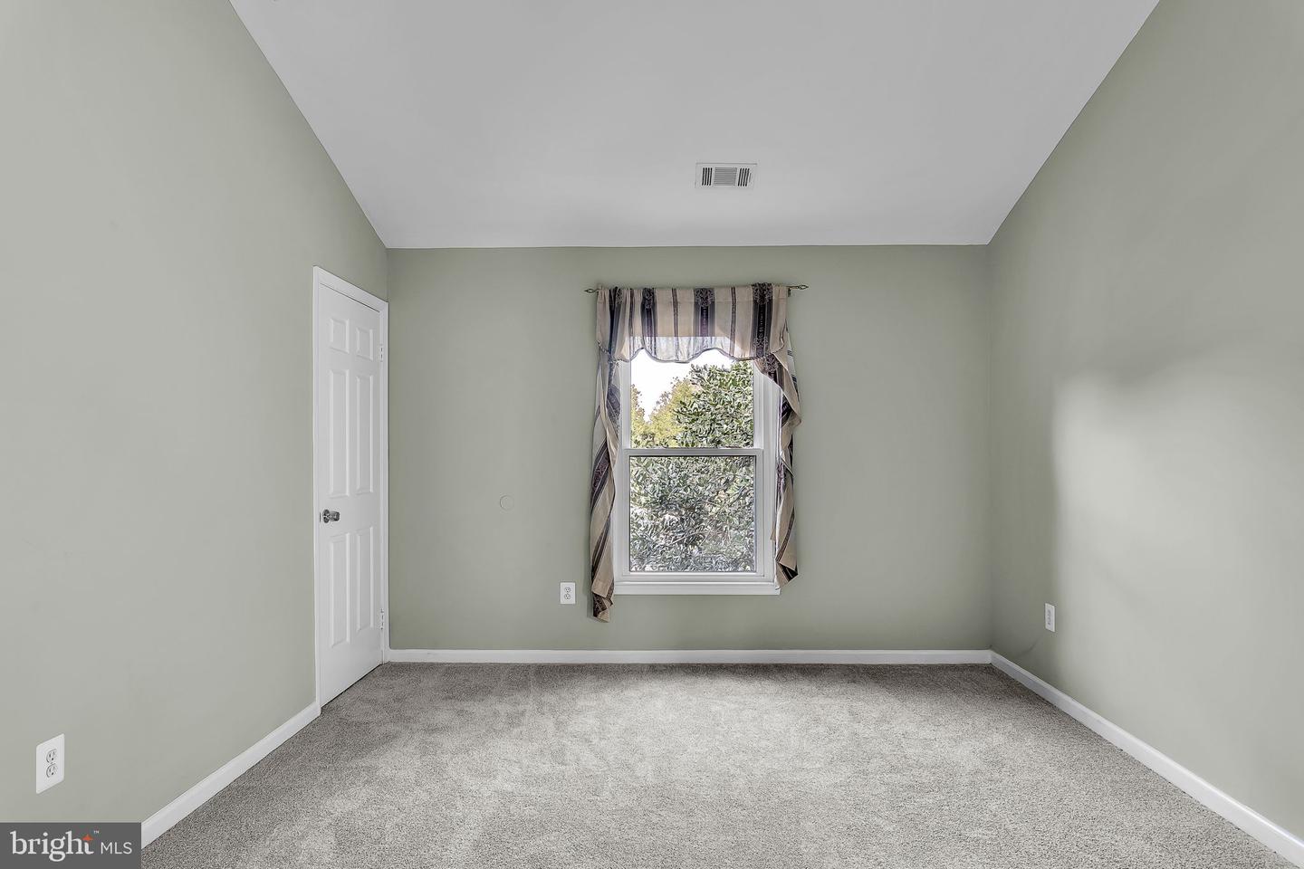13523 LEITH CT, CHANTILLY, Virginia 20151, 4 Bedrooms Bedrooms, ,3 BathroomsBathrooms,Residential,For sale,13523 LEITH CT,VAFX2238750 MLS # VAFX2238750
