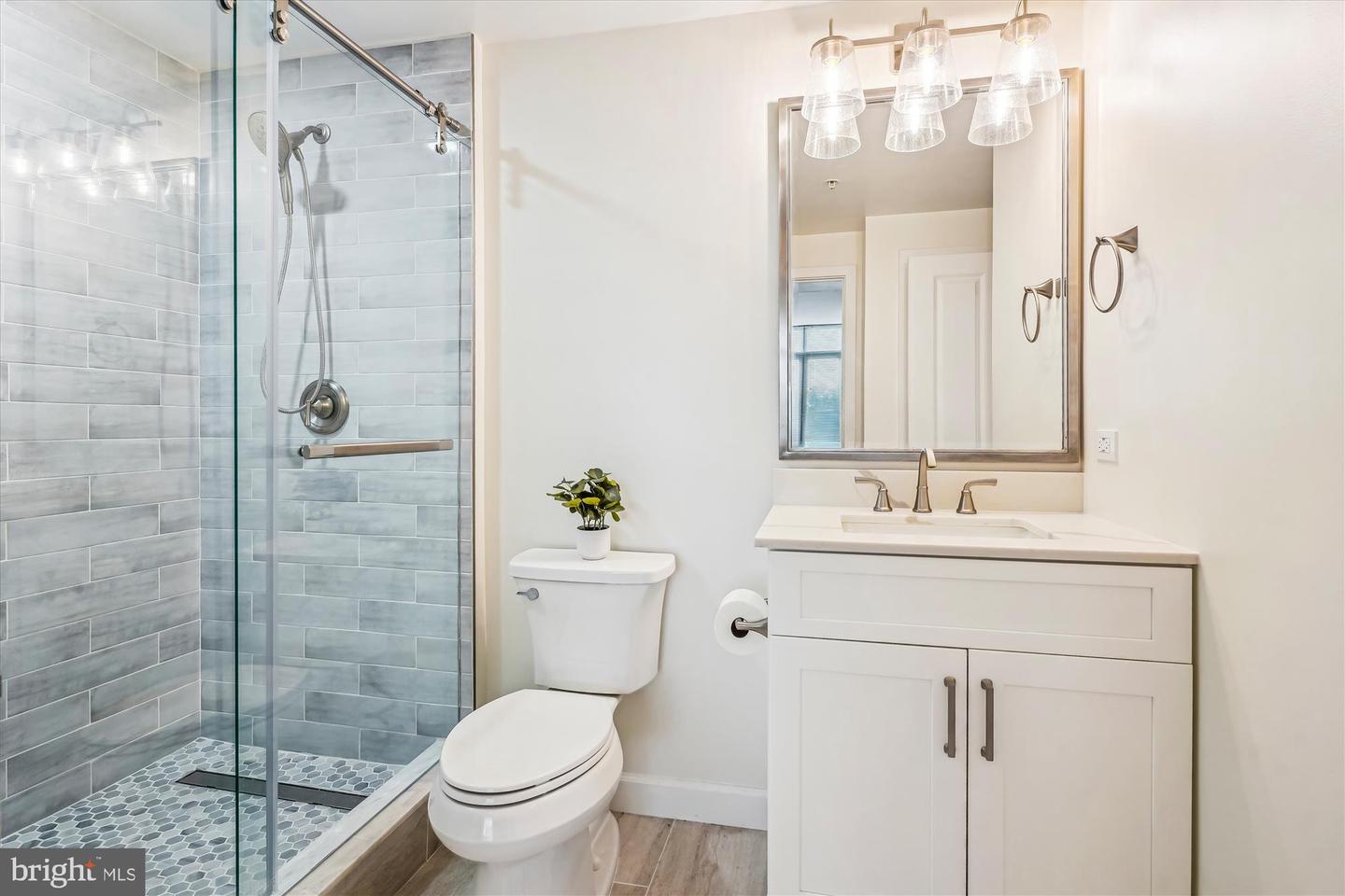 4480 MARKET COMMONS DR #512, FAIRFAX, Virginia 22033, 1 Bedroom Bedrooms, ,1 BathroomBathrooms,Residential,For sale,4480 MARKET COMMONS DR #512,VAFX2238824 MLS # VAFX2238824