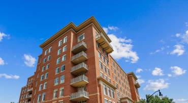 4480 MARKET COMMONS DR #512, FAIRFAX, Virginia 22033, 1 Bedroom Bedrooms, ,1 BathroomBathrooms,Residential,For sale,4480 MARKET COMMONS DR #512,VAFX2238824 MLS # VAFX2238824