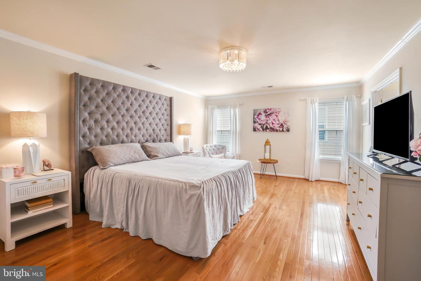 5322 GUNSTON HALL DR, WOODBRIDGE, Virginia 22193, 5 Bedrooms Bedrooms, ,3 BathroomsBathrooms,Residential,For sale,5322 GUNSTON HALL DR,VAPW2094054 MLS # VAPW2094054