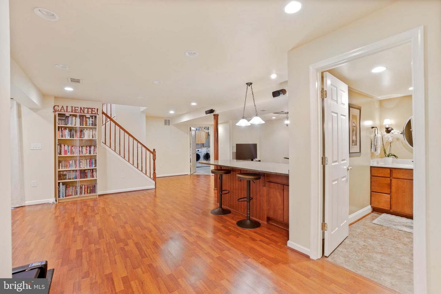 5322 GUNSTON HALL DR, WOODBRIDGE, Virginia 22193, 5 Bedrooms Bedrooms, ,3 BathroomsBathrooms,Residential,For sale,5322 GUNSTON HALL DR,VAPW2094054 MLS # VAPW2094054