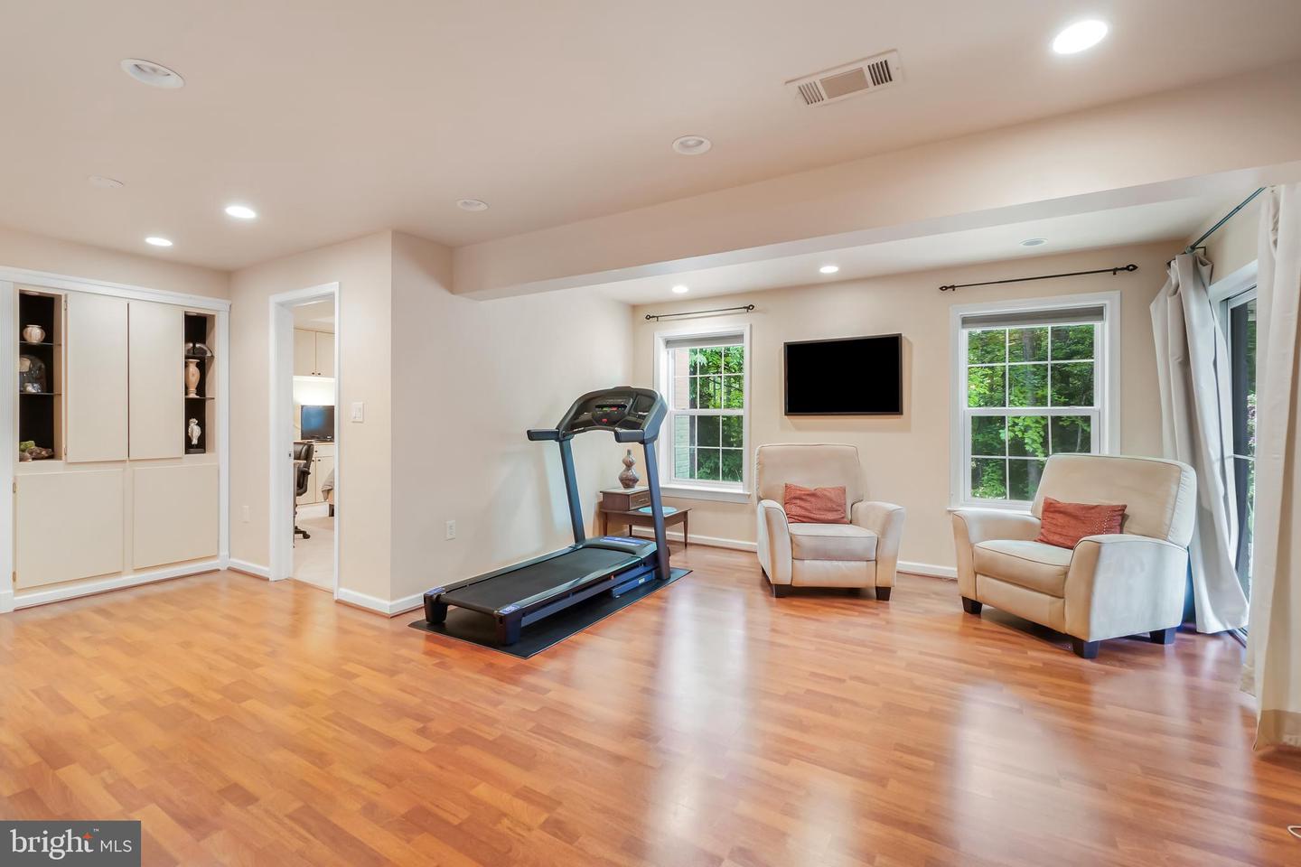 5322 GUNSTON HALL DR, WOODBRIDGE, Virginia 22193, 5 Bedrooms Bedrooms, ,3 BathroomsBathrooms,Residential,For sale,5322 GUNSTON HALL DR,VAPW2094054 MLS # VAPW2094054