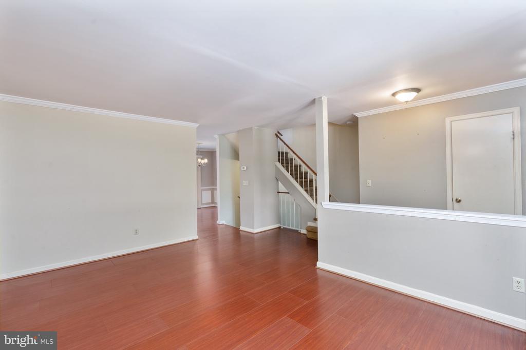 10718 BRICE CT, FREDERICKSBURG, Virginia 22407, 3 Bedrooms Bedrooms, ,3 BathroomsBathrooms,Residential,BALLANTRAYE,10718 BRICE CT,VASP2032796 MLS # VASP2032796