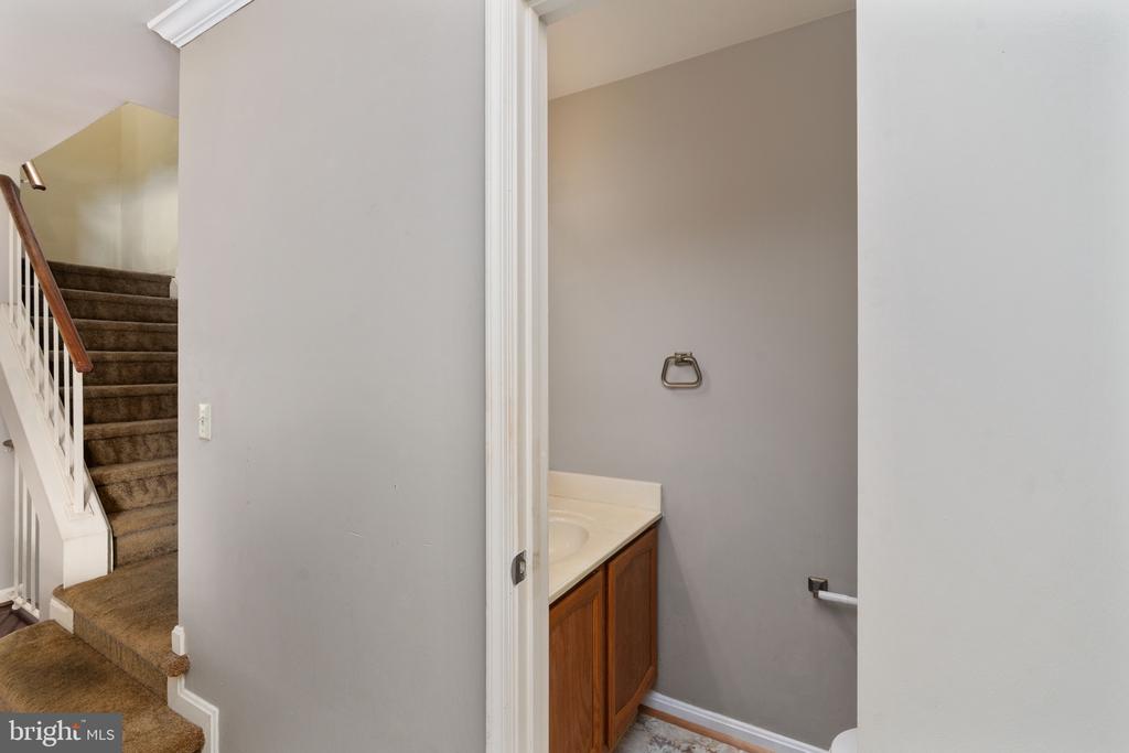 10718 BRICE CT, FREDERICKSBURG, Virginia 22407, 3 Bedrooms Bedrooms, ,3 BathroomsBathrooms,Residential,BALLANTRAYE,10718 BRICE CT,VASP2032796 MLS # VASP2032796