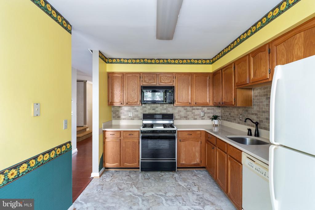 10718 BRICE CT, FREDERICKSBURG, Virginia 22407, 3 Bedrooms Bedrooms, ,3 BathroomsBathrooms,Residential,BALLANTRAYE,10718 BRICE CT,VASP2032796 MLS # VASP2032796