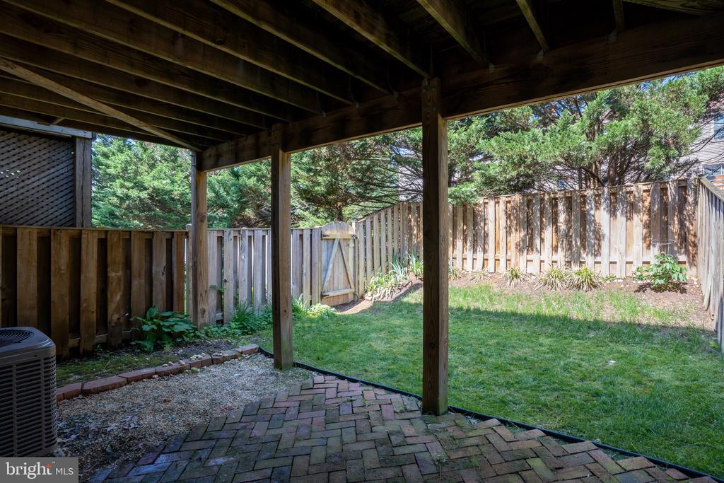 10718 BRICE CT, FREDERICKSBURG, Virginia 22407, 3 Bedrooms Bedrooms, ,3 BathroomsBathrooms,Residential,BALLANTRAYE,10718 BRICE CT,VASP2032796 MLS # VASP2032796